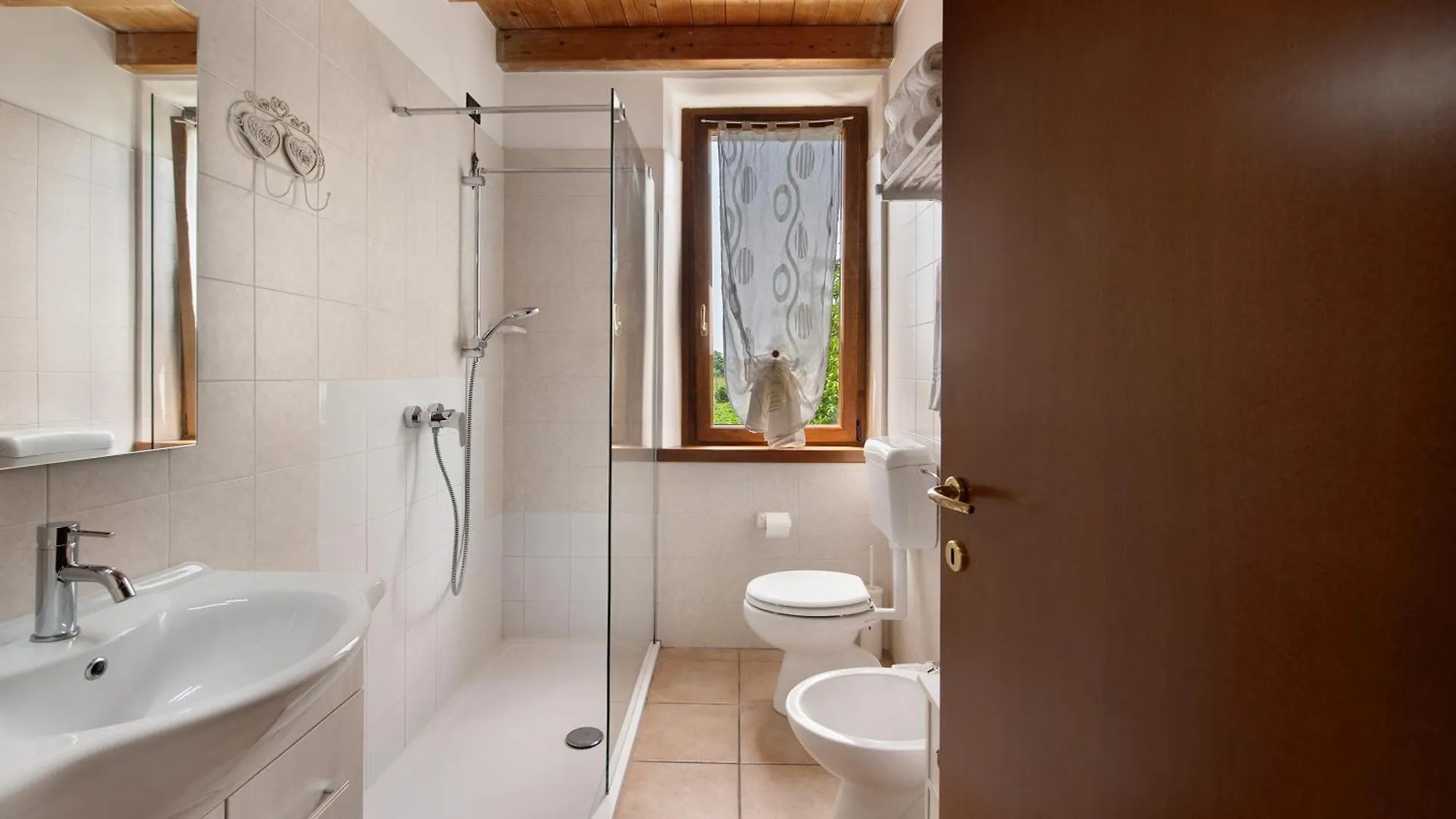 New Agriturismo Ca Persiane Cavaion Veronese 0*,  Italia